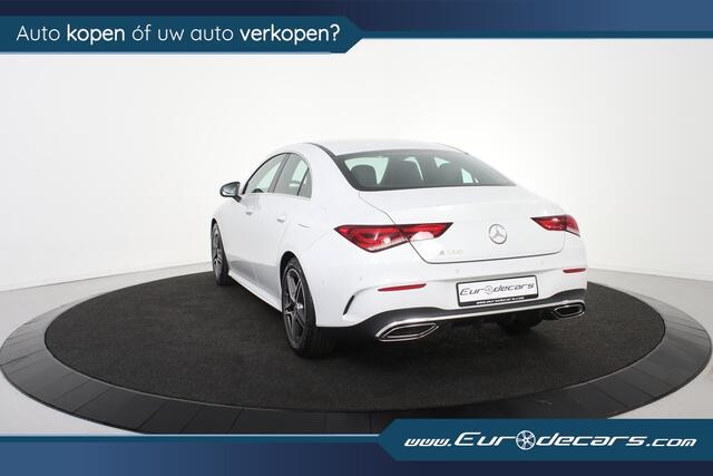 Mercedes-Benz CLA-KLASSE 180 AMG-Line*1ste Eigenaar*2x AMG*Ambiente verlichting