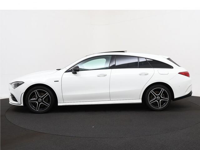 Mercedes-Benz CLA-KLASSE Shooting Brake 250 e Business Solution AMG Limited Edition NW Model AMG Line Plus Pano LED Camera Sfeer LM