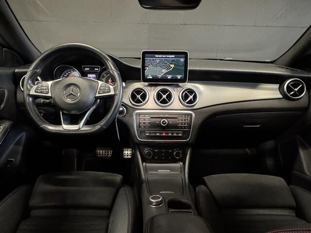 Mercedes-Benz CLA-KLASSE 200 AMG Edition 157PK Automaat | Panoramadak | Bi-Xenon | 19'' LMV | Stoelverwarming | Camera | Navi