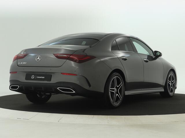 Mercedes-Benz CLA-KLASSE 180 AMG Line LIMITED Edition | Nightpakket | Parkeerpakket met achteruitrijcamera | KEYLESS GO-comfortpakket | USB pakket plus | Verwarmde stoelen vooraan | Sfeerverlichting | Draadloos oplaadsysteem voor Smartphone |