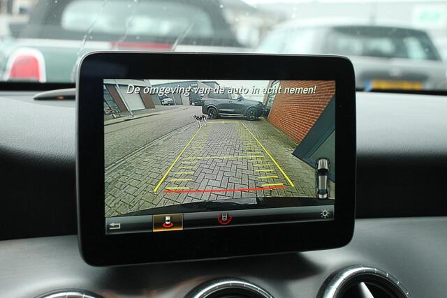 Mercedes-Benz CLA-KLASSE 180 AMG Night Edition Plus ? Camera ? Stoelverwarming ? Clima ? Navi
