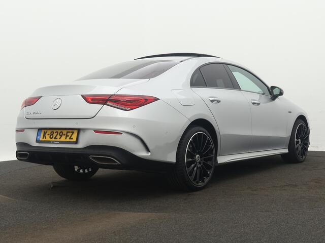 Mercedes-Benz CLA-KLASSE 250 e Business Solution AMG Limited | Multispaaks lichtmetalen velgen | Panoramadak | MBUX wide screen | Navigatie | Parking support | Inclusief 24 maanden MB Certified garantie voor Europa.