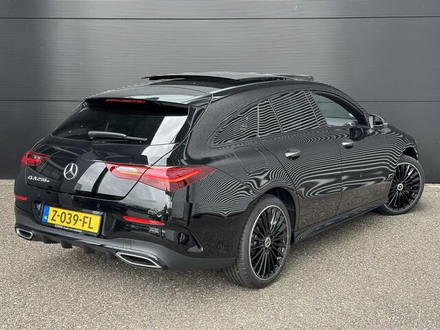 Mercedes-Benz CLA-KLASSE Shooting Brake 250 e AMG Line | Premium | Nightpakket | Panoramadak | Achteruitrijcamera | Sfeerverlichting | Stoelverwarming | Trekhaak