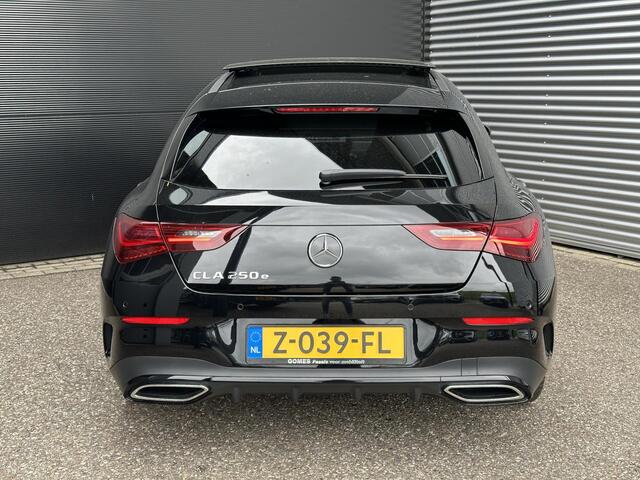 Mercedes-Benz CLA-KLASSE Shooting Brake 250 e AMG Line | Premium | Nightpakket | Panoramadak | Achteruitrijcamera | Sfeerverlichting | Stoelverwarming | Trekhaak