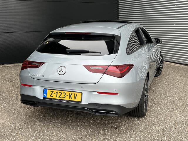 Mercedes-Benz CLA-KLASSE Shooting Brake 180 Luxury Line | Night Pakket | Panoramadak | MULTIBEAM LED Koplampen | Apple CarPlay | Android Auto | Sfeerverlichting | Stoelverwarming | Parkeersensoren | Achteruitrijcamera | Elektrisch inklapbare buitenspiegels | Showmodel