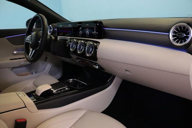 Mercedes-Benz CLA-KLASSE Shooting Brake 250 e Luxury Line | NAVI | CLIMA | PDC V+A | LEER | AMBIENT LIGHTING |
