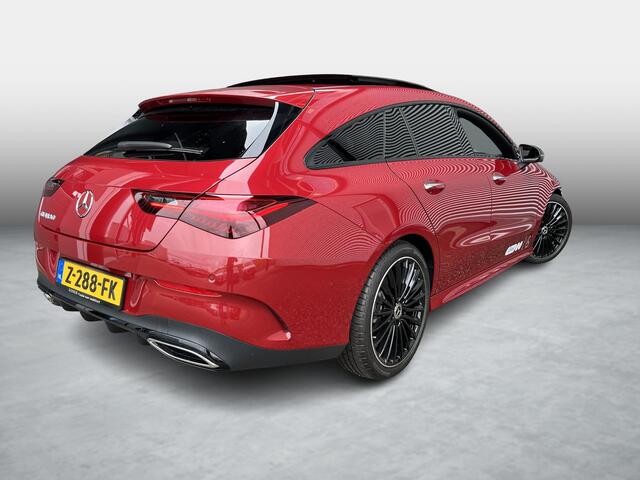 Mercedes-Benz CLA-KLASSE Shooting Brake 180 | AMG Line | Panoramadak | Premium Plus Pakket | Night Pakket | Burmester Surround Sound | 360° Camera | Head-up Display | Dodehoekassistent | MULTIBEAM LED Koplampen | Elektrisch Verstelbare Stoelen + Memory
