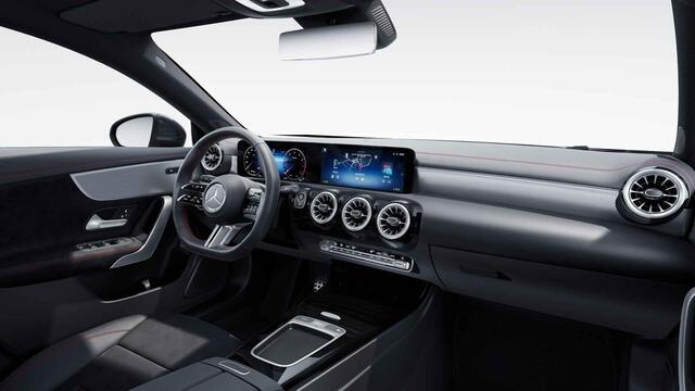 Mercedes-Benz CLA-KLASSE Shooting Brake 180 Star Edition