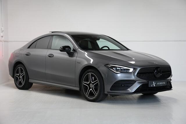 Mercedes-Benz CLA-KLASSE 250 e AMG Night NAP/Pano/Sfeerv/Trekh/Widescreen/Memory