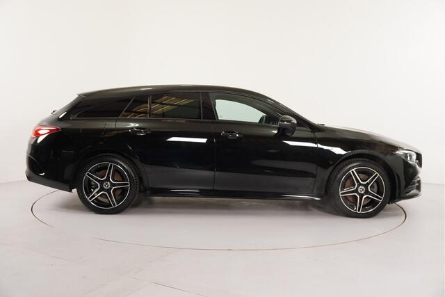 Mercedes-Benz CLA-KLASSE Shooting Brake 250 e AMG Line | Night Edition | Trekhaak | Adaptieve Cruise |