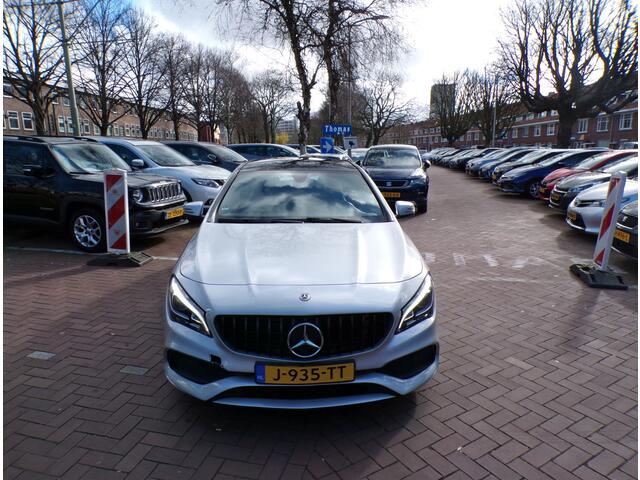 Mercedes-Benz CLA-KLASSE Shooting Brake 200 Prestige PANORAMADAK NAVI TEL CRUISECONT......