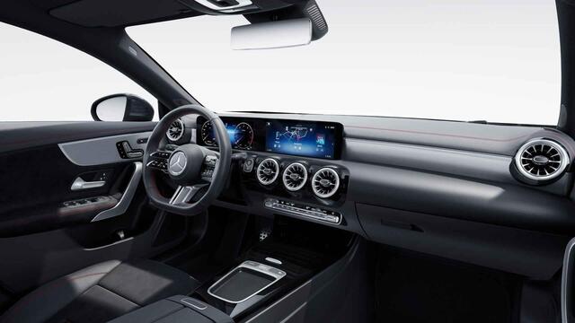 Mercedes-Benz CLA-KLASSE Shooting Brake 180 Star Edition