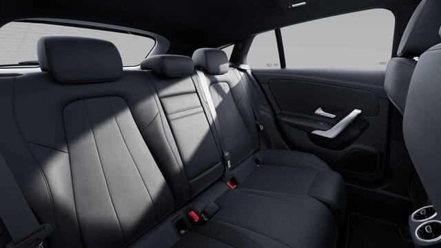Mercedes-Benz CLA-KLASSE Shooting Brake 180 Luxury Line