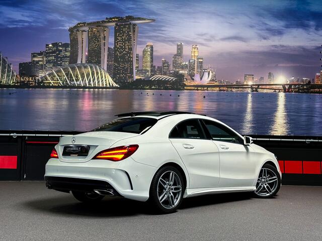 Mercedes-Benz CLA-KLASSE 180 AMG |Panorama|Camera|Keyless|NL NAP