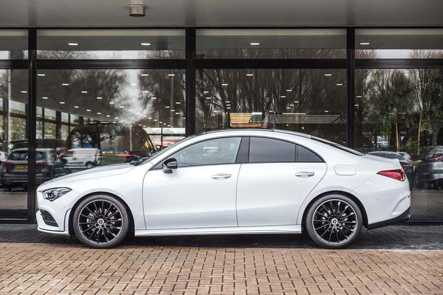 Mercedes-Benz CLA-KLASSE 180 Coupe AMG line | Distronic | Panoramadak | Multibeam LED | Sfeerverlichting | Keyless | Sfeerverlichting | Stoelverwarming | Achteruitrijcamera | DAB +