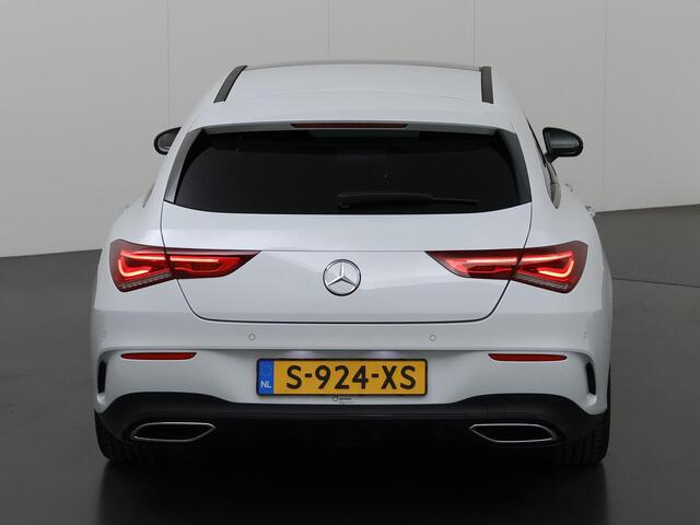 Mercedes-Benz CLA-KLASSE Shooting Brake 200 AMG Line | Navigatie | Parkeercamera | Stoelverwarming | Keyless Go |