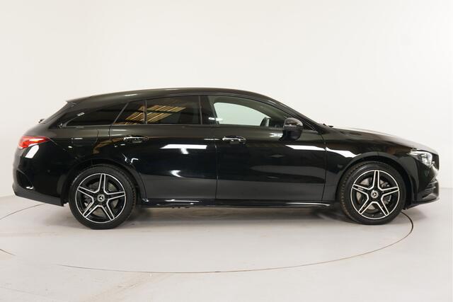 Mercedes-Benz CLA-KLASSE Shooting Brake 250 e AMG Line | MBUX | Camera | Stl. verw. | Sfeerverlichting | El. achterklep |