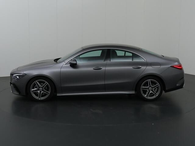 Mercedes-Benz CLA-KLASSE 180 Star Edition AMG Line | Matgrijs | Achteruitrijcamera | Sfeerverlichting | KEYLESS GO | Stoelverwarming