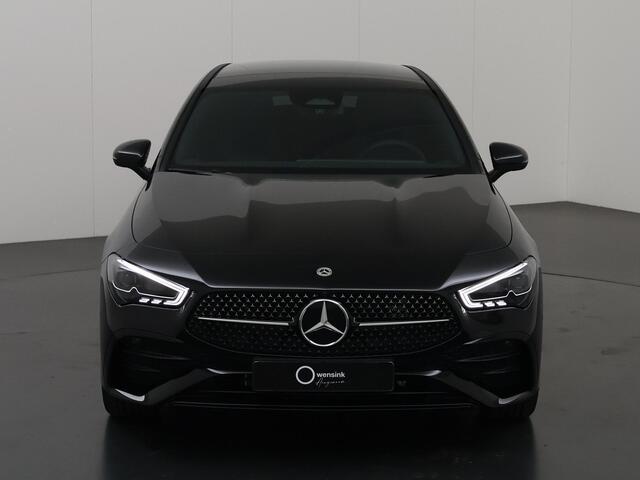Mercedes-Benz CLA-KLASSE 250 e Shooting Brake Star Edition AMG | Panorama-dak |19" AMG Velgen | Night-pakket | Sfeerverlichting | Stoelverwarming