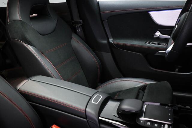 Mercedes-Benz CLA-KLASSE Shooting Brake 180 Business Solution AMG BUSINESS PLUS PACK | PANORAMADAK | WIDESCREEN | 18"