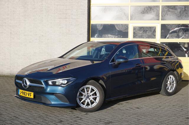 Mercedes-Benz CLA-KLASSE Shooting Brake 180 Automaat! Business Solution BJ2020 Lmv 16" | Led | Pdc | Navi | Elek. achterklep | Achteruitrijcamera | Virtual cockpit | Climate control | Cruise control | Verwarmde voorstoelen | Zwarte hemel | Getint glas