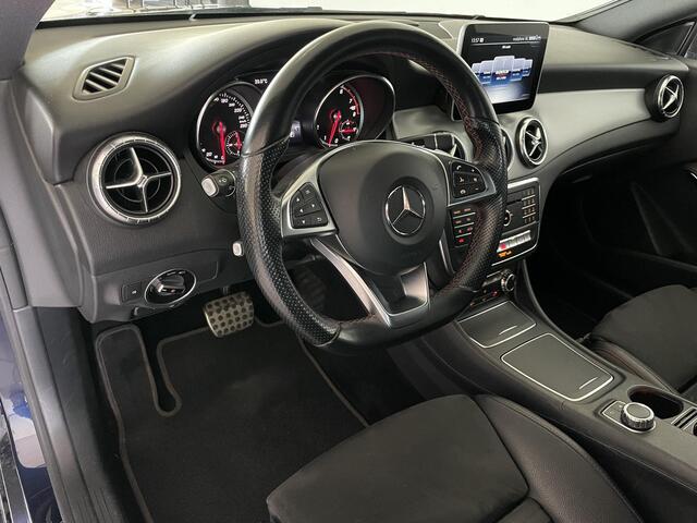 Mercedes-Benz CLA-KLASSE Shooting Brake 180 Business Solution AMG | Carplay | Parkeercamera | Stoelverwarming | Airco | Cruise Control