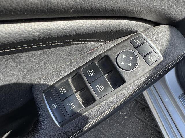 Mercedes-Benz CLA-KLASSE Shooting Brake 200 d Lease Edition Plus | Navigatie | Cruise Control | Trekhaak |