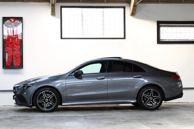 Mercedes-Benz CLA-KLASSE 250 e AMG Line | Nightpakket | Panoramadak | Memory | Camera | Sfeerverlichting | Apple Carplay | BTW |