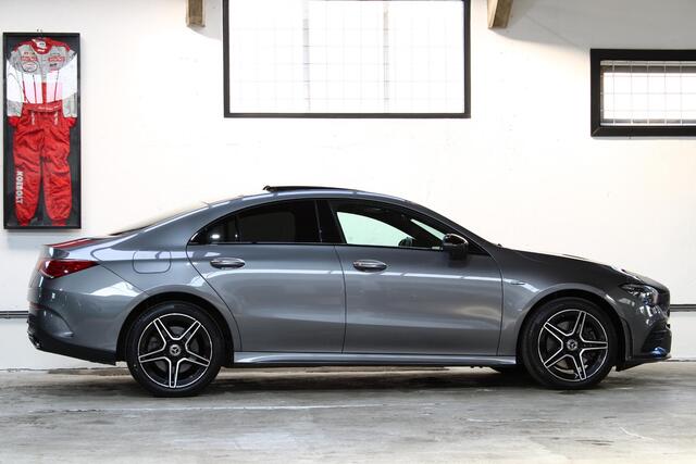 Mercedes-Benz CLA-KLASSE 250 e AMG Line | Nightpakket | Panoramadak | Memory | Camera | Sfeerverlichting | Apple Carplay | BTW |