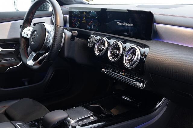 Mercedes-Benz CLA-KLASSE 200 Shooting Brake Business Solution AMG | PANORAMADAK | EL. STOELEN ? 1e Eigenaar .