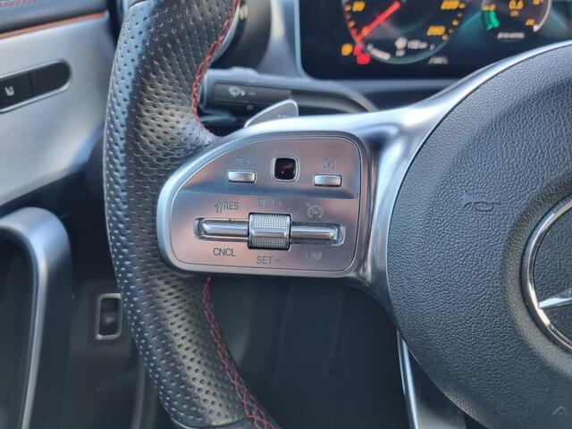Mercedes-Benz CLA-KLASSE 200 Business Solution AMG | Burmester| Nieuw model | Navi | Cruise |