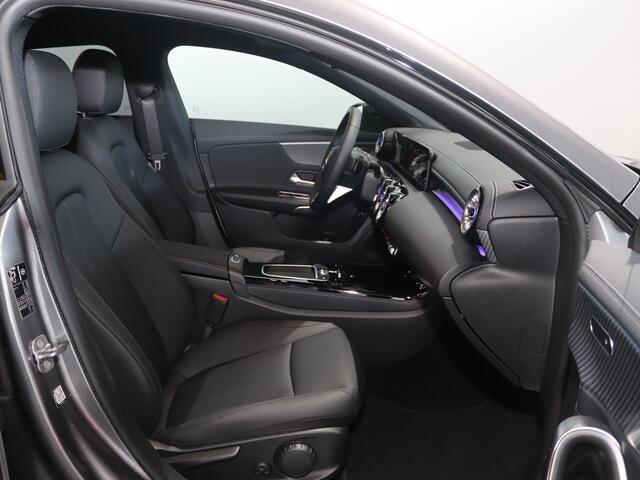 Mercedes-Benz CLA-KLASSE Shooting Brake 250 e Star Edition Luxury Line | Sfeerverlichting | Keyless | Stoelverwarming | Night |