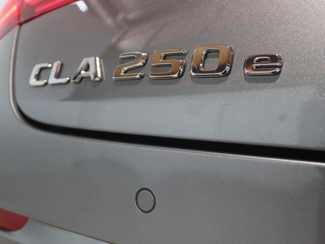 Mercedes-Benz CLA-KLASSE Shooting Brake 250 e Star Edition Luxury Line | Sfeerverlichting | Keyless | Stoelverwarming | Night |