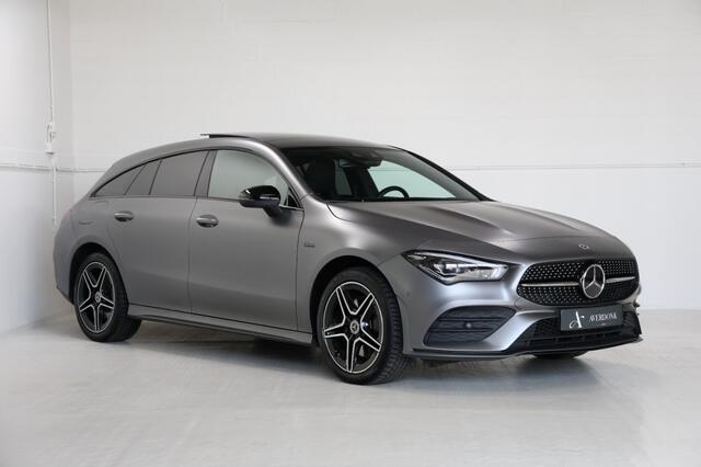 Mercedes-Benz CLA-KLASSE Shootingbrake 250 e AMG Night Ed. NAP/Pano/Sfeerv/Trekh/Mat