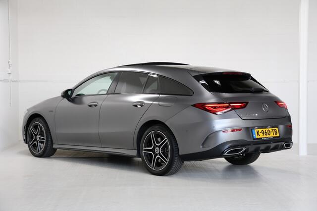 Mercedes-Benz CLA-KLASSE Shootingbrake 250 e AMG Night Ed. NAP/Pano/Sfeerv/Trekh/Mat