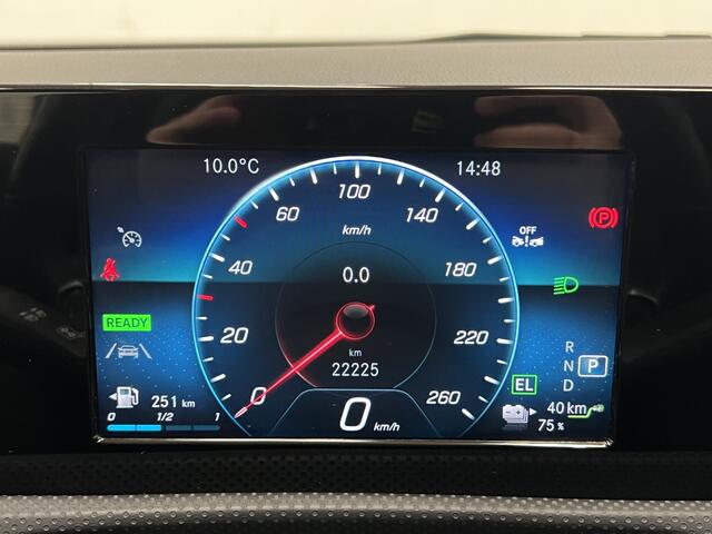 Mercedes-Benz CLA-KLASSE Shooting Brake 250 e | NAVIGATIE | STOELVERWARMING | PARKEERSENSOREN |