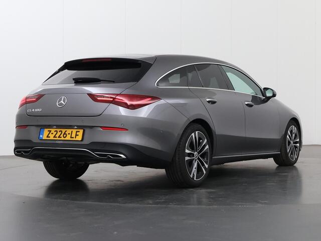 Mercedes-Benz CLA-KLASSE Shooting Brake 180 Star Edition Luxury Line | Widescreen | Camera | Stoelverwarming | Sfeerverlichting | Ele. kofferdeksel | Multibeam-Led | Comfortstoelen | Draadloze tel.lader | Keyless start | 18" Lichtmetaal |