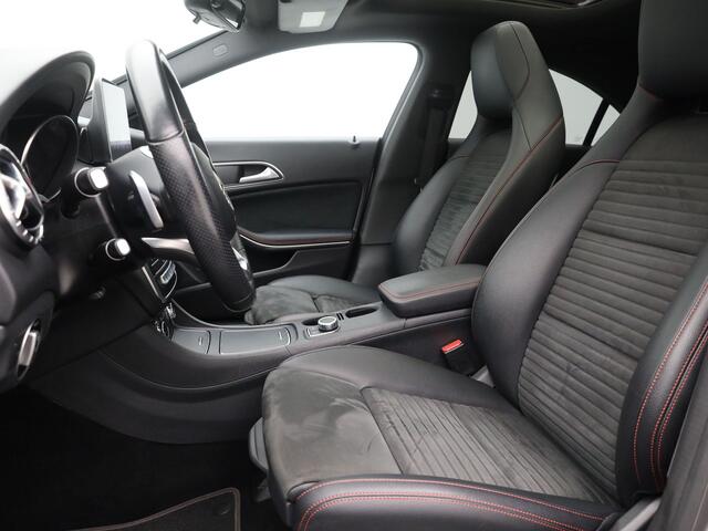 Mercedes-Benz CLA-KLASSE 180 Automaat AMG Business Solution | PANO | STOELVERW. | TREKHAAK