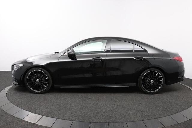 Mercedes-Benz CLA-KLASSE 200 Business Solution AMG | Widescreen| Sfeerverlichting| MultiBeam LED| Panoramadak |