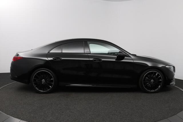 Mercedes-Benz CLA-KLASSE 200 Business Solution AMG | Widescreen| Sfeerverlichting| MultiBeam LED| Panoramadak |