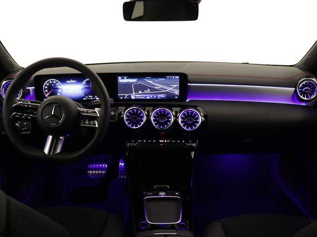 Mercedes-Benz CLA-KLASSE Shooting Brake 250 e Star Edition | Trekhaak | Nightpakket | USB pakket plus | KEYLESS GO-comfortpakket | Verwarmde stoelen vooraan | Antidiefstalpakket GUARD 360° Plus | EASY PACK achterklep | Sfeerverlichting |