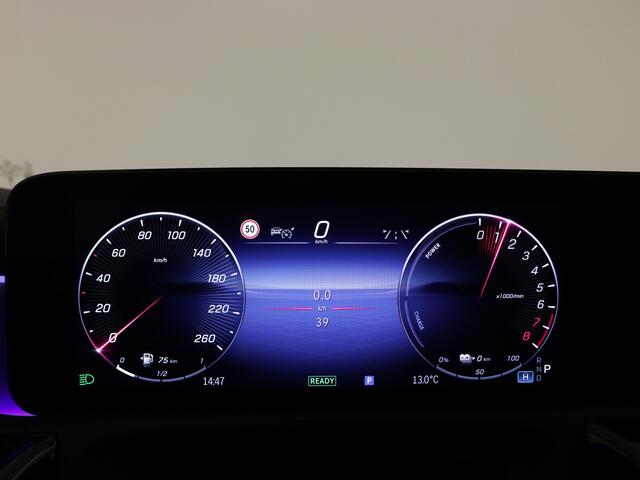 Mercedes-Benz CLA-KLASSE Shooting Brake 250 e Star Edition | Trekhaak | Nightpakket | USB pakket plus | KEYLESS GO-comfortpakket | Verwarmde stoelen vooraan | Antidiefstalpakket GUARD 360° Plus | EASY PACK achterklep | Sfeerverlichting |
