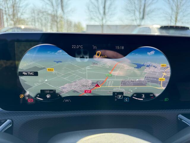 Mercedes-Benz CLA-KLASSE 180 amg pano, cruise, virtual cockpit