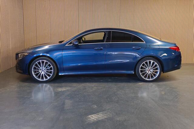 Mercedes-Benz CLA-KLASSE 250 e AMG Line Stoelverwarming - Apple Carplay/Andoid Auto - LED