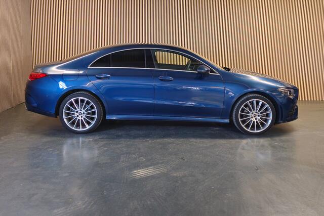 Mercedes-Benz CLA-KLASSE 250 e AMG Line Stoelverwarming - Apple Carplay/Andoid Auto - LED