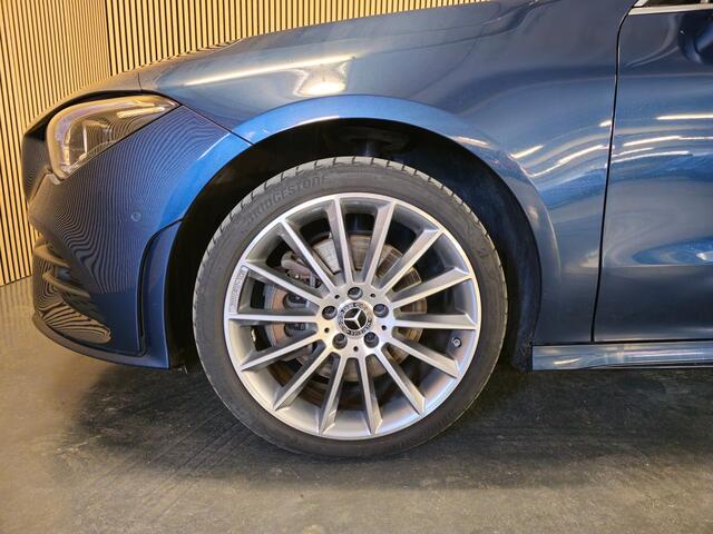 Mercedes-Benz CLA-KLASSE 250 e AMG Line Stoelverwarming - Apple Carplay/Andoid Auto - LED