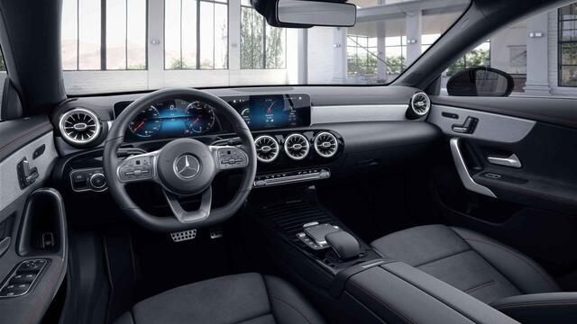 Mercedes-Benz CLA-KLASSE 200 Business Solution AMG | Panoramadak | Memory |