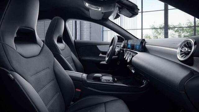 Mercedes-Benz CLA-KLASSE 250 e Advantage | AMG | Night | Sfeerverlichting | Widescreen | Stoelverwarming |