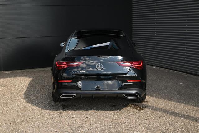 Mercedes-Benz CLA-KLASSE 180 Star Edition AMG Line | Night Pakket | Panoramadak | MULTIBEAM LED Koplampen | Dodehoekassistent | Apple CarPlay | Android Auto | Sfeerverlichting | Stoelverwarming | Achteruitrijcamera | Parkeersensoren |