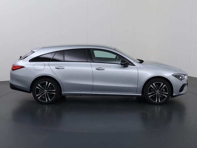 Mercedes-Benz CLA-KLASSE Shooting Brake 250 e Star Edition Luxury Line | Sfeerverlichting | Achteruitrijcamera | Keyless Entry | Stoelverwarming |